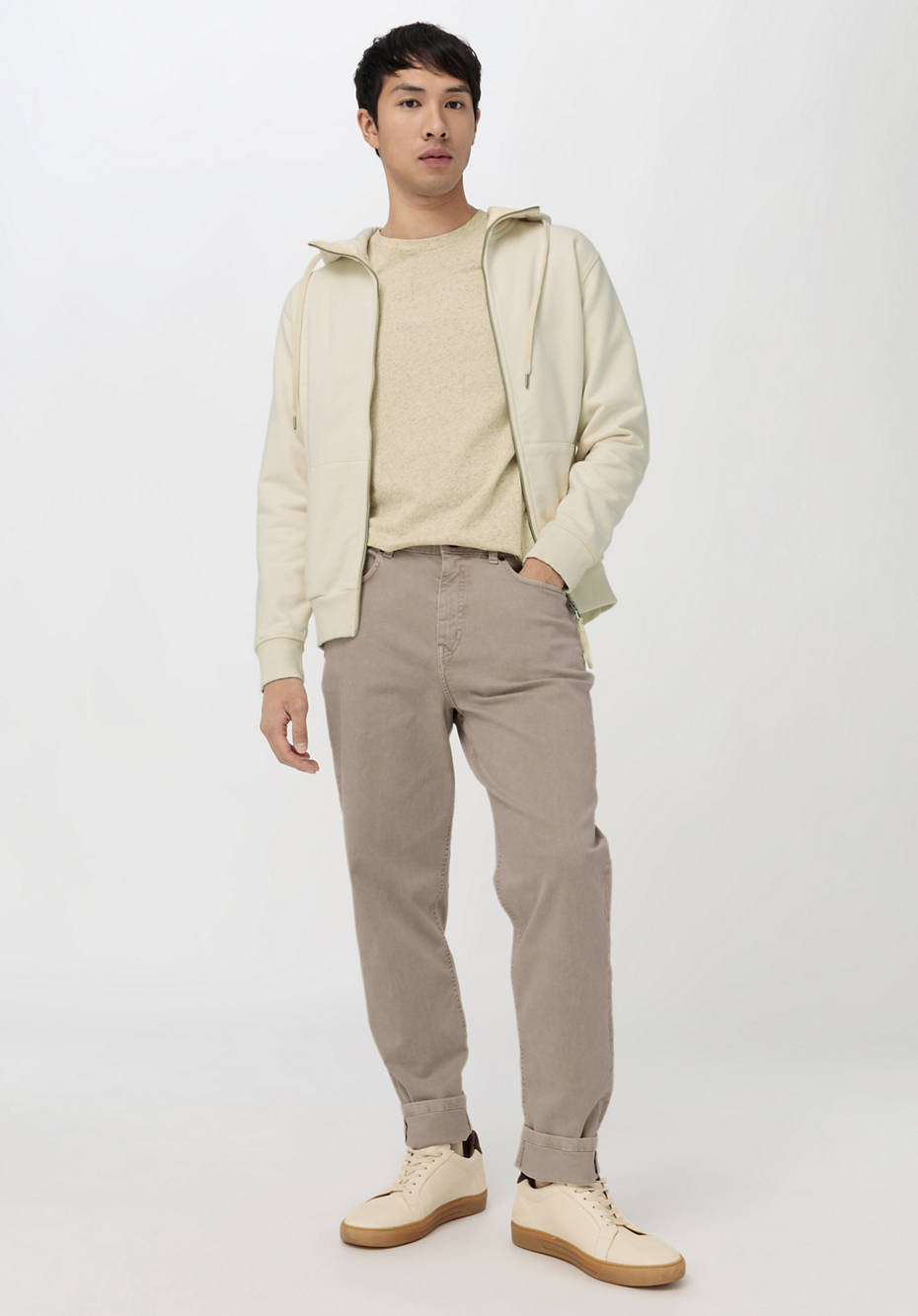 Mineralgefärbte Jeans Mads Relaxed Tapered Fit aus Bio-Denim