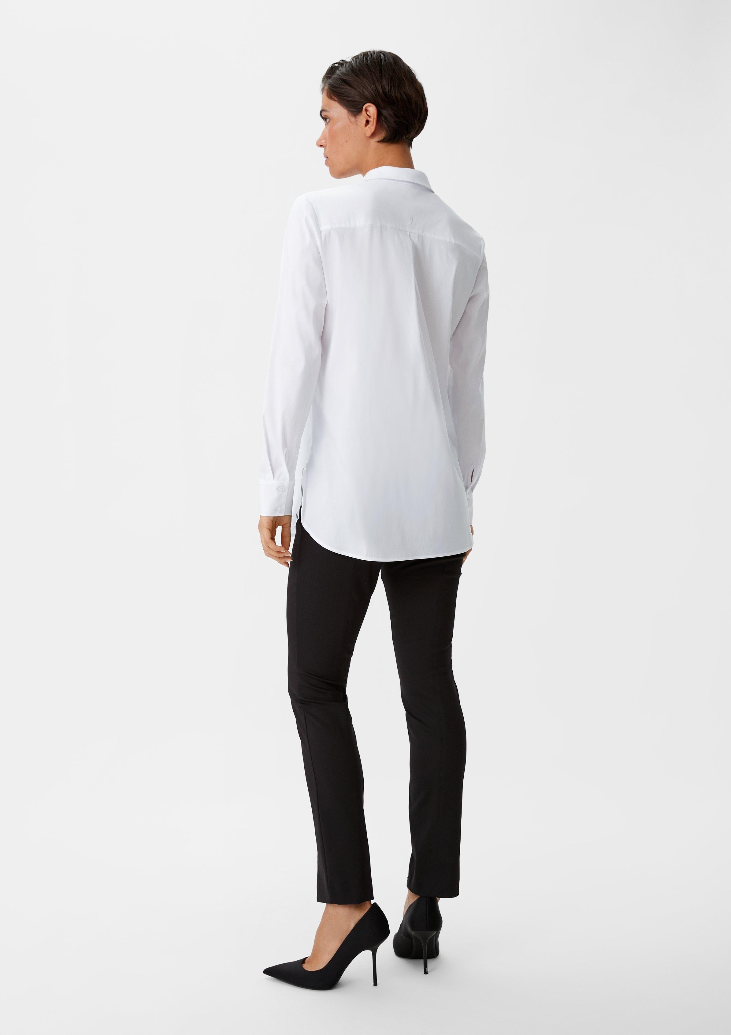 Lockere Baumwollbluse mit halber Knopfleiste - weiß