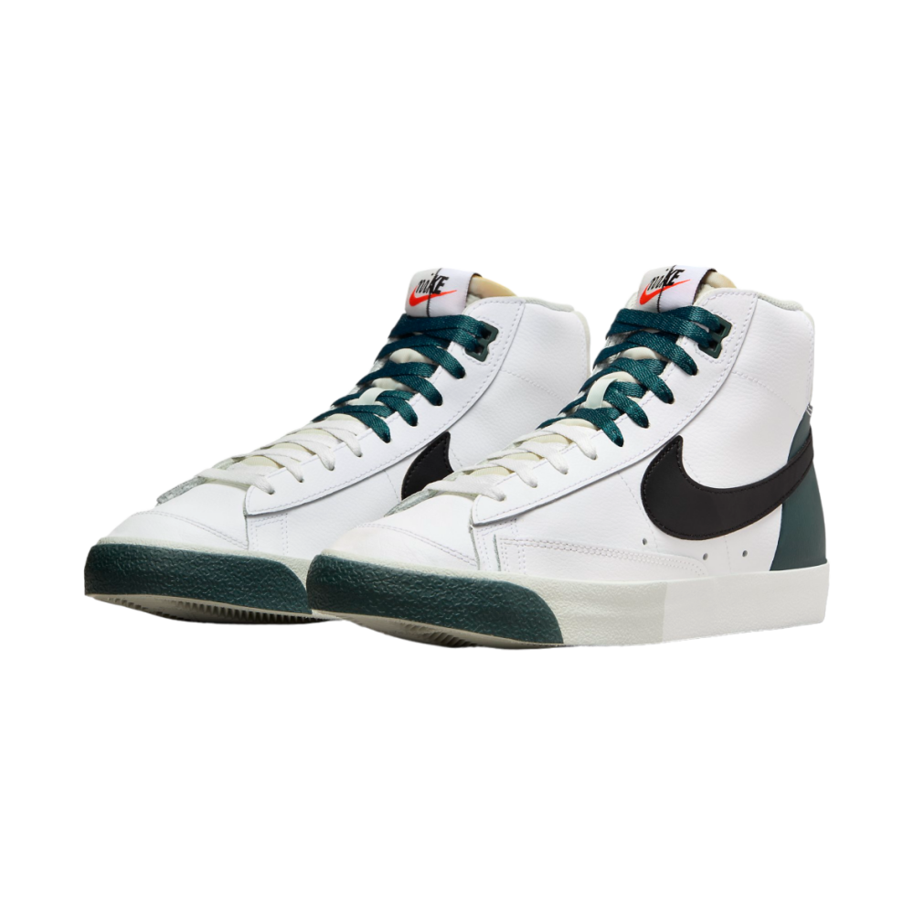 Nike BLAZER MID 77 PREMIUM FB8889-100 / weiss