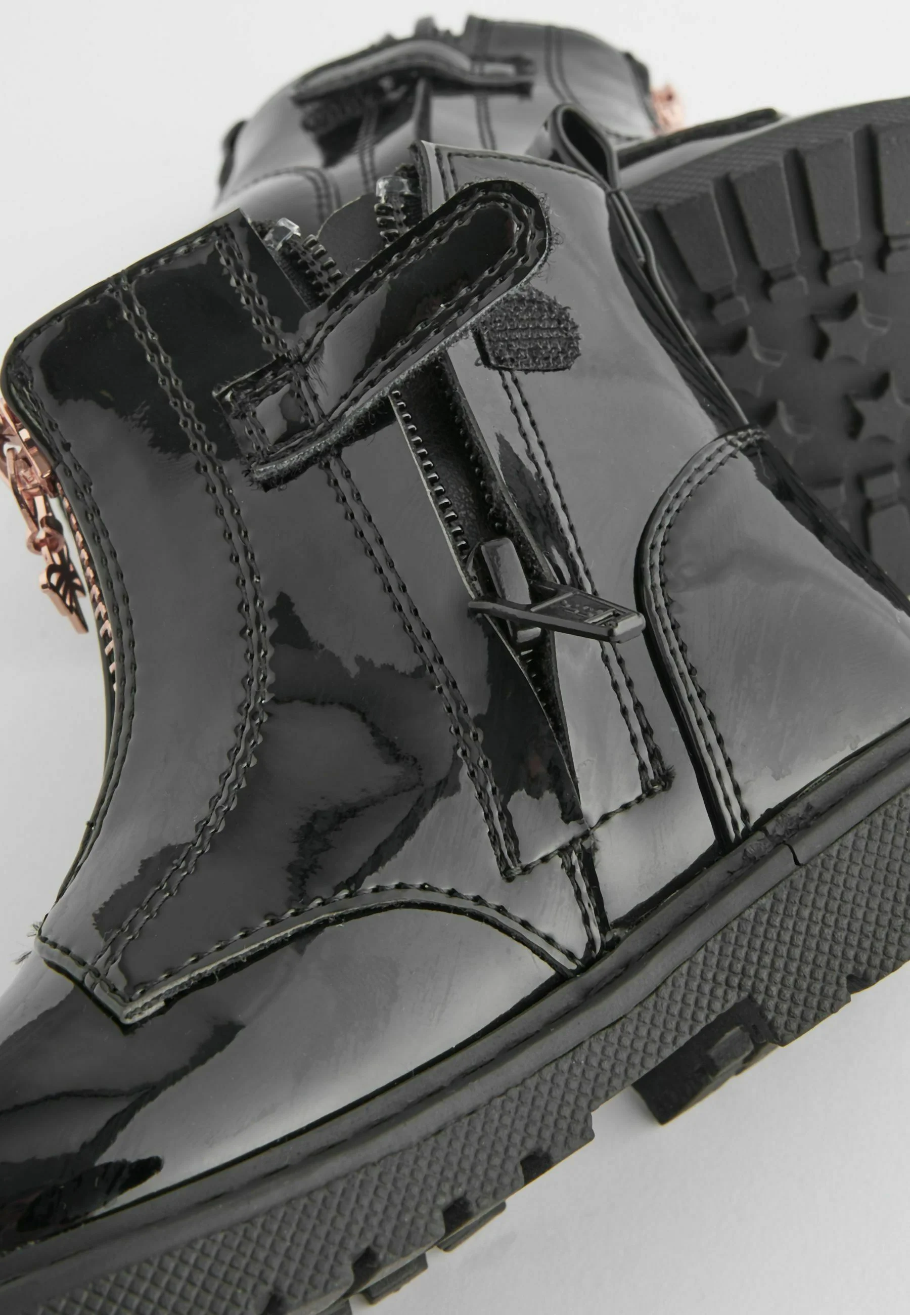 Siguiente ZIP FRONT - Botines