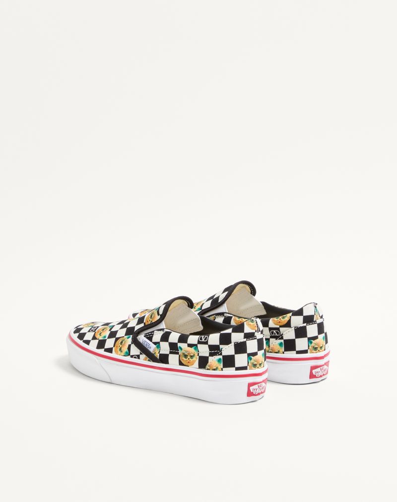 Baskets slip-on Valentino Garavani et Vans en tissu imprimé Le Chat De La Maison et motif à damier VLogo.