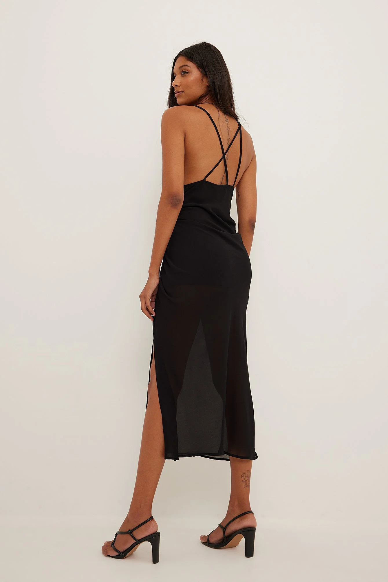 Midikleid mit Riemchen