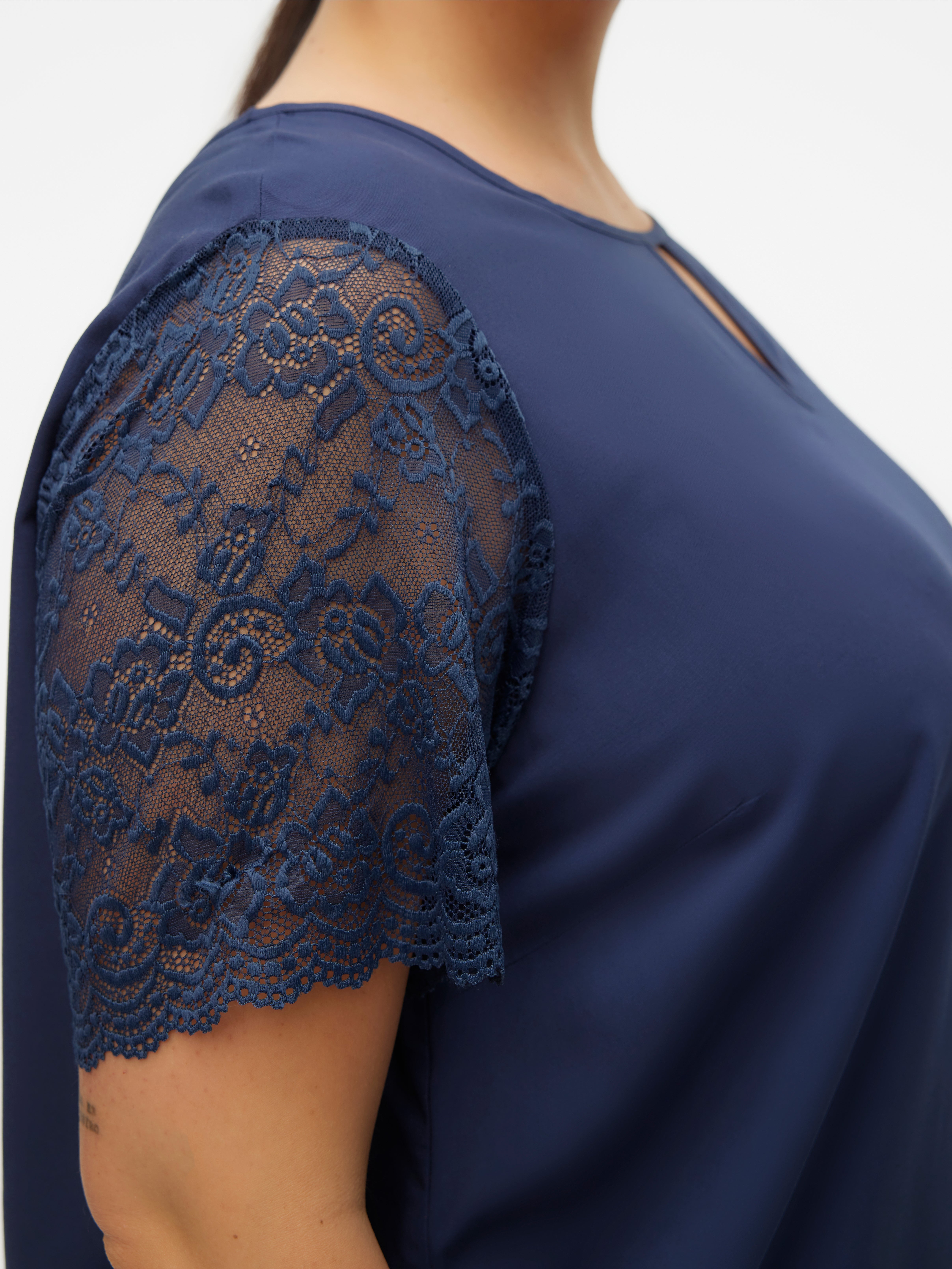 VMCRUSK Top