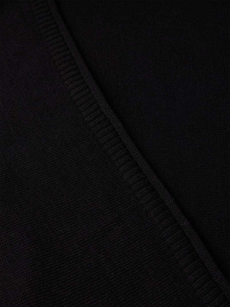 Schal mit Strukturmuster in schwarz