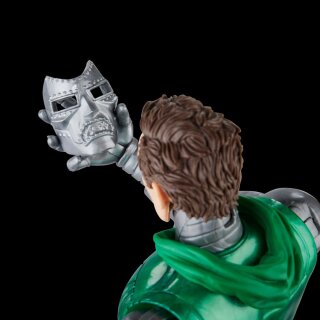 Avengers: Beyond Earth's Mightiest Marvel Legends Actionfiguren Captain Marvel vs. Doctor Doom 15 cm