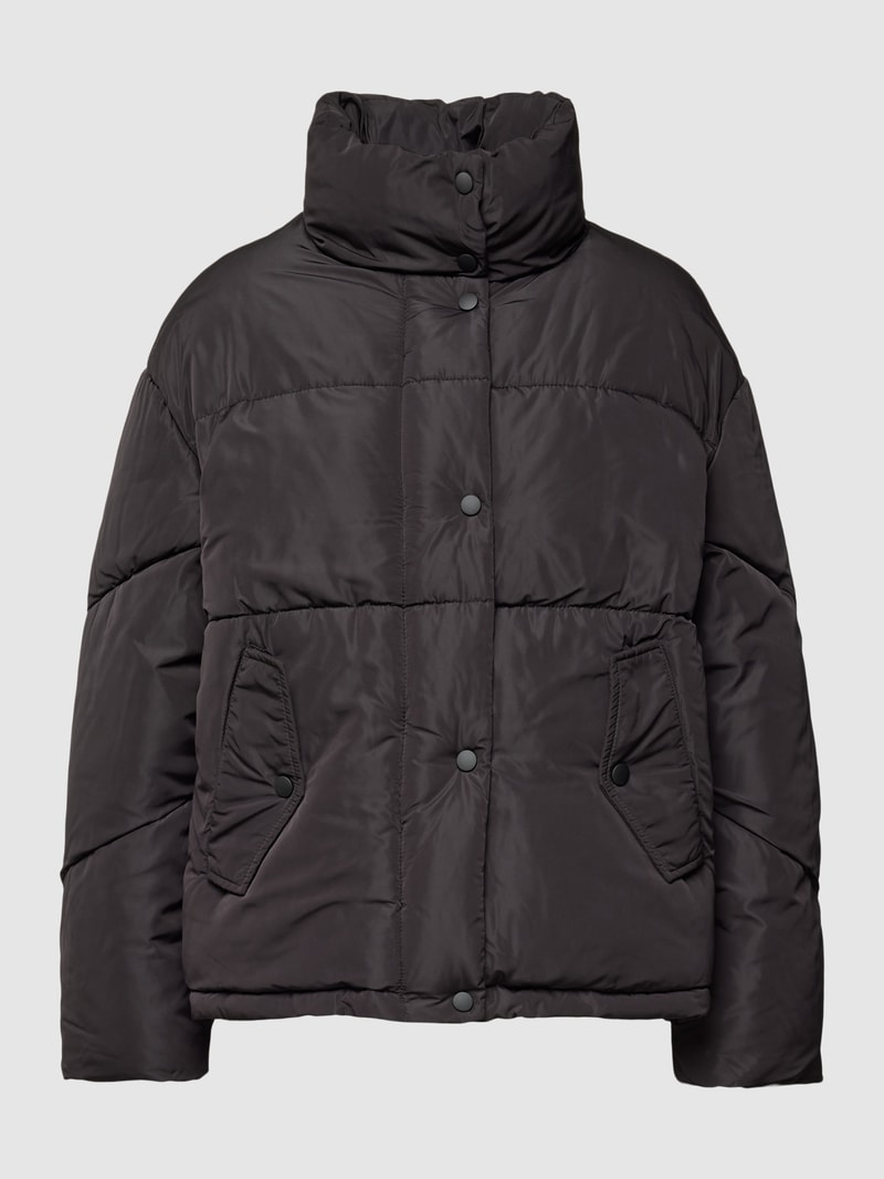 Steppjacke mit Stehkragen in schwarz