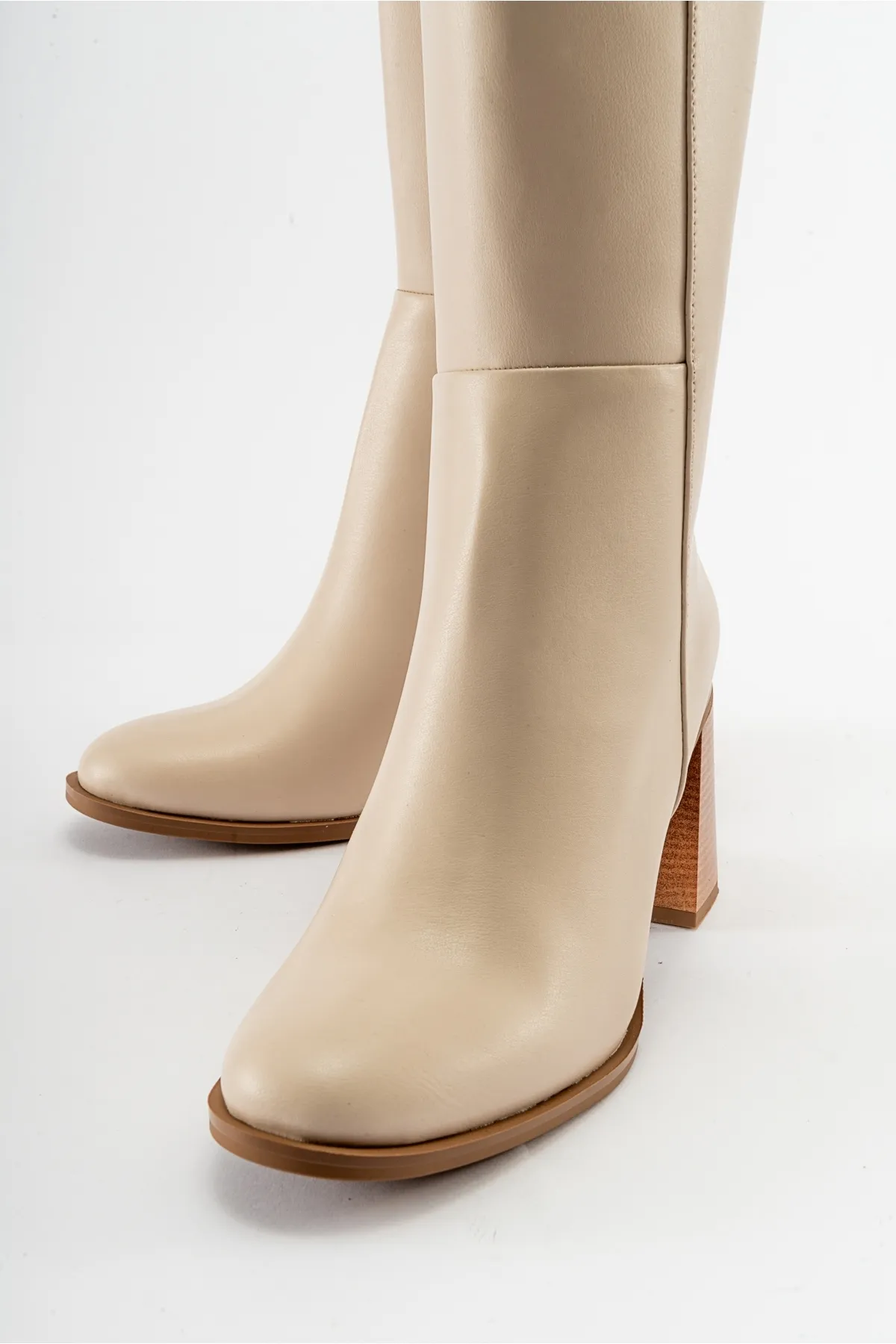 LuviShoes  MARANTA Beige Skin Damen-Stiefel mit Absatz