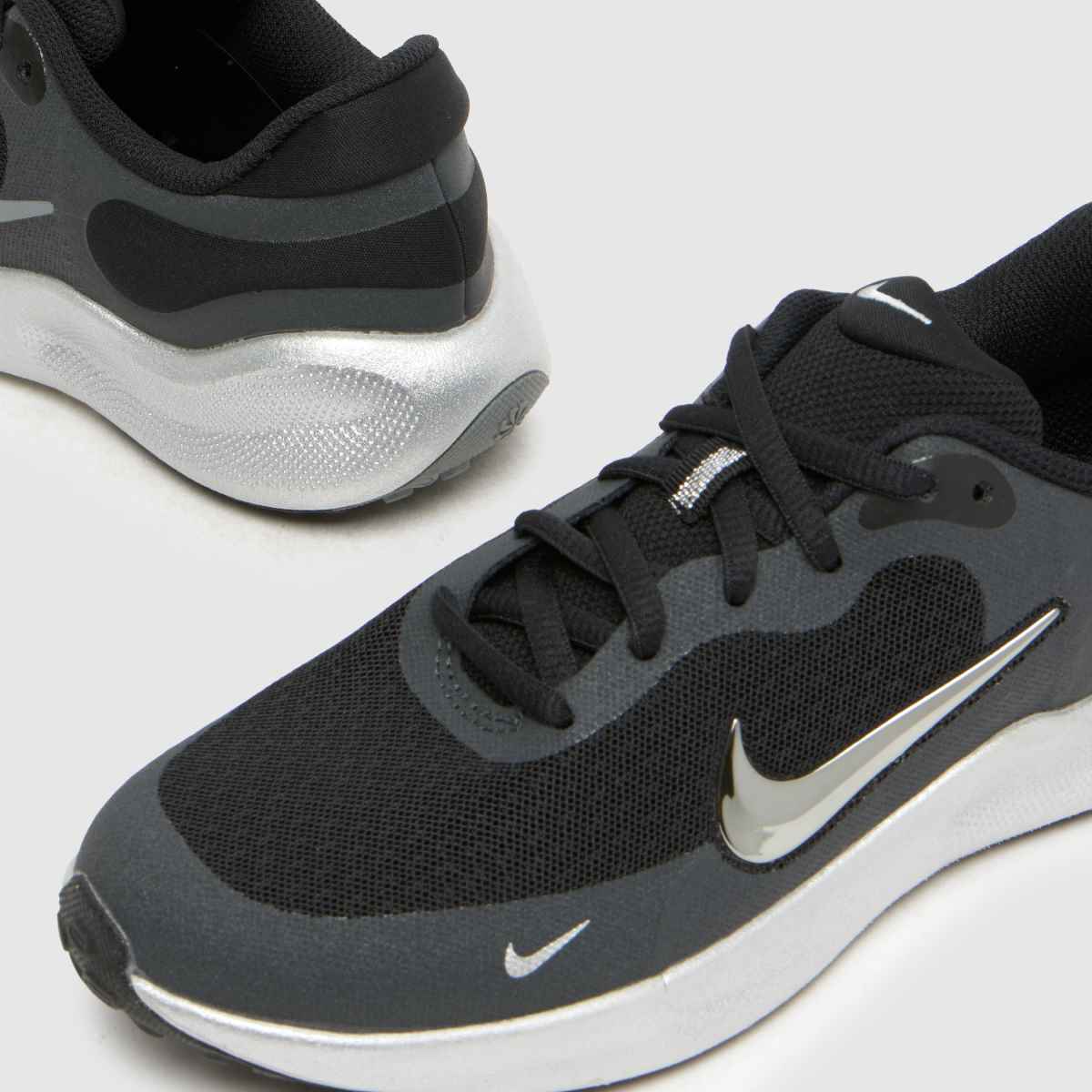 Nike svarta multifunktionella Revolution 7 SE flickor/ungdomsskor