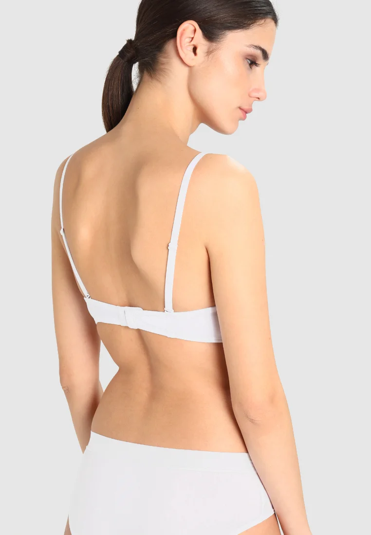 Triumph LOVELY - Sujetador con tirantes ajustables