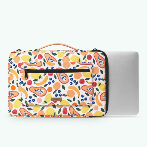 Lake Como 13/14 inch beige laptop sleeve