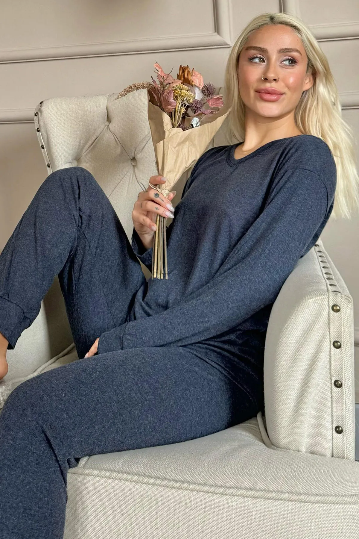 Pijamaevi  Marineblaues, langärmliges Bambus-Pyjama-Set für Damen