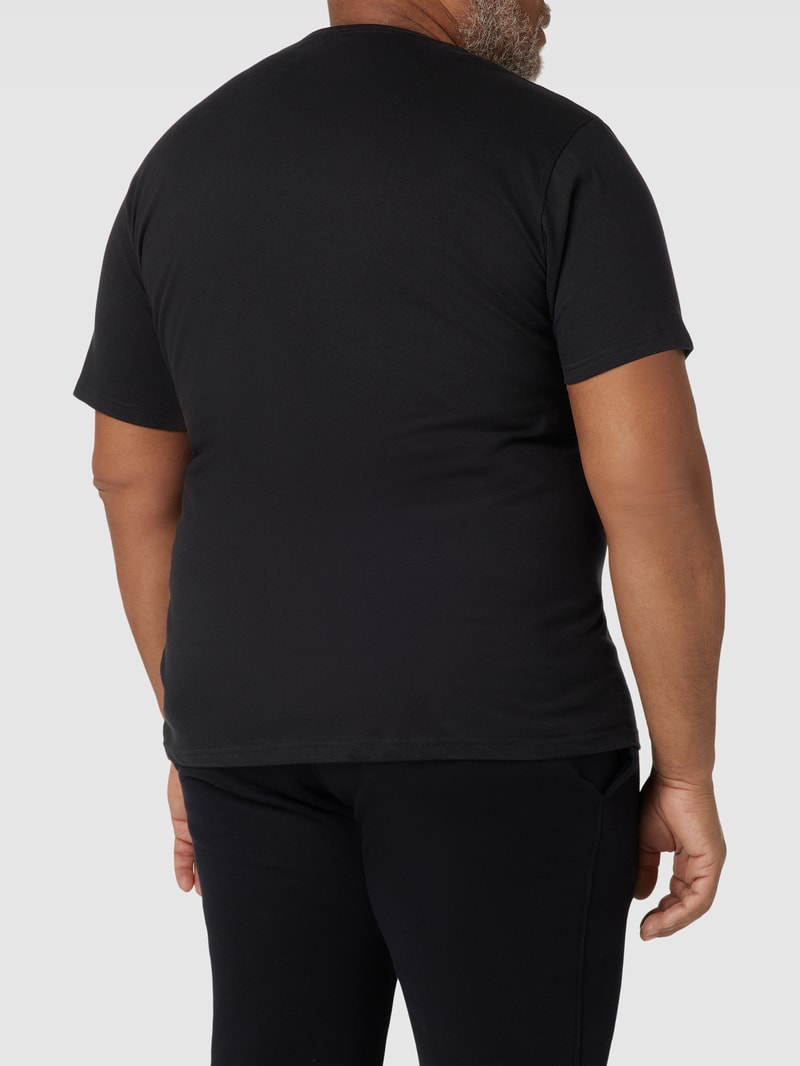 PLUS SIZE T-Shirt mit Rundhalsausschnitt Modell 'MAVERICK' in schwarz