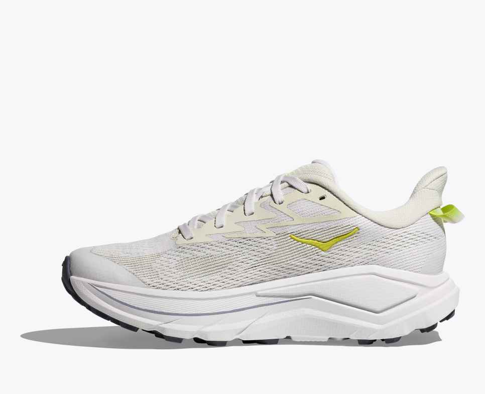 Challenger 8 White / Neon Hoka Citrus