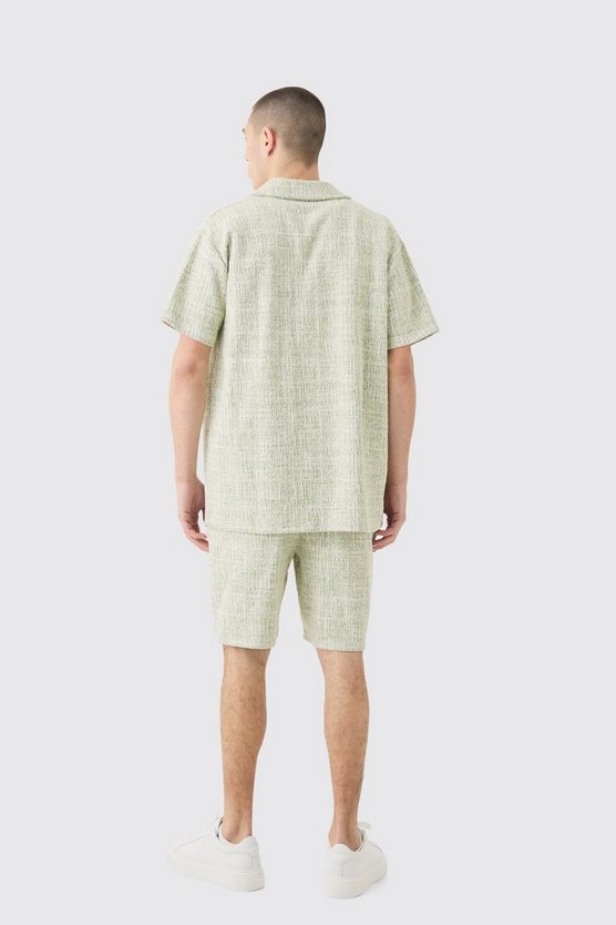 Oversize Bouclee-Hemd & Shorts
