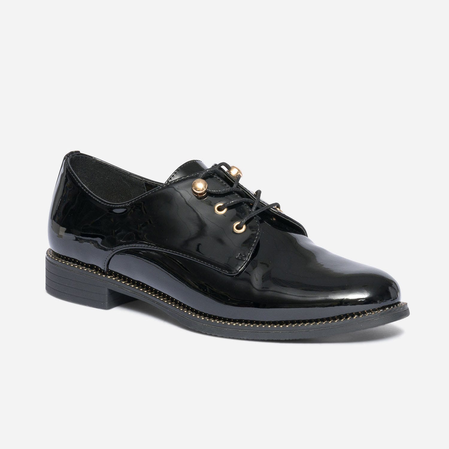 Derby noir verni