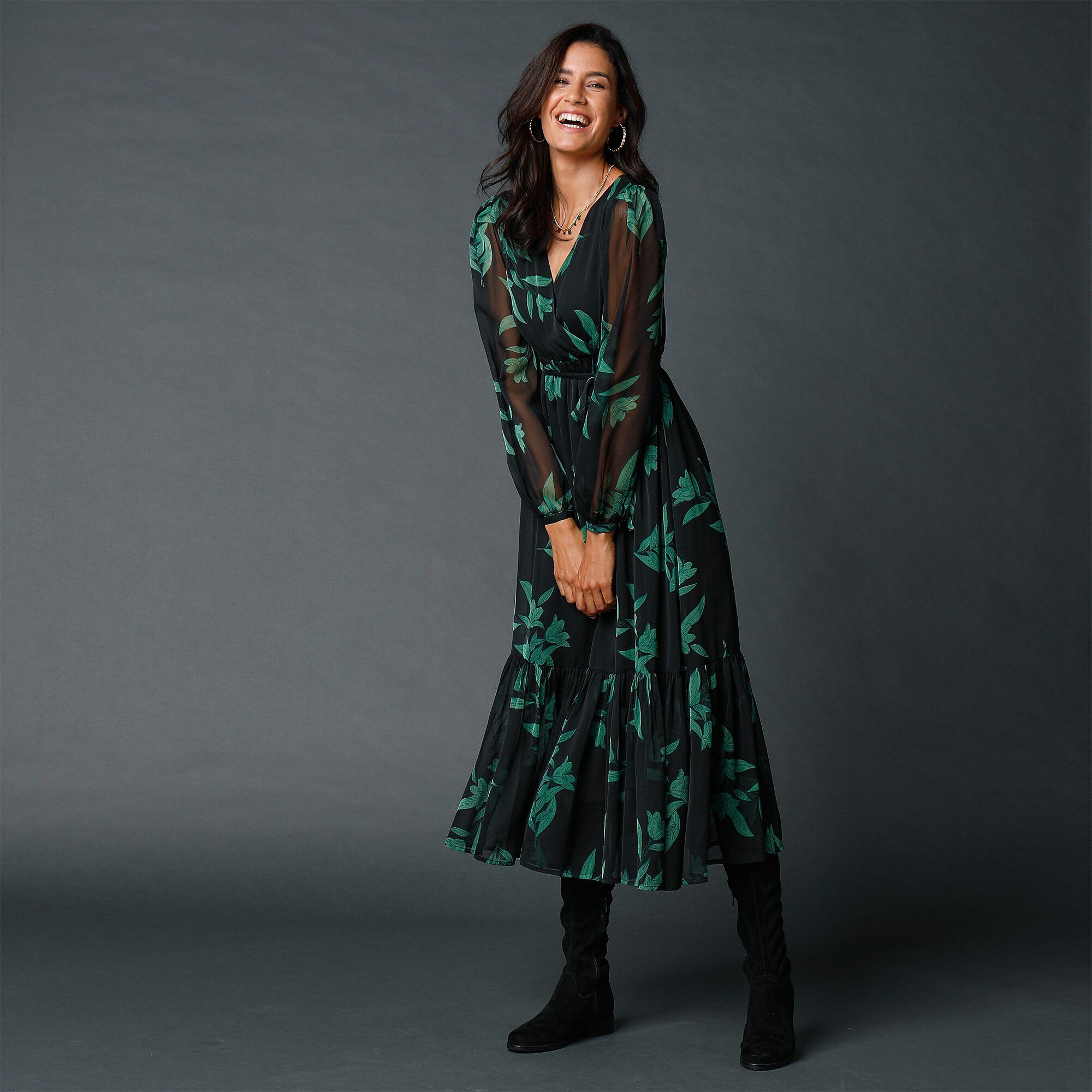 Robe longue volant, voile imprimé