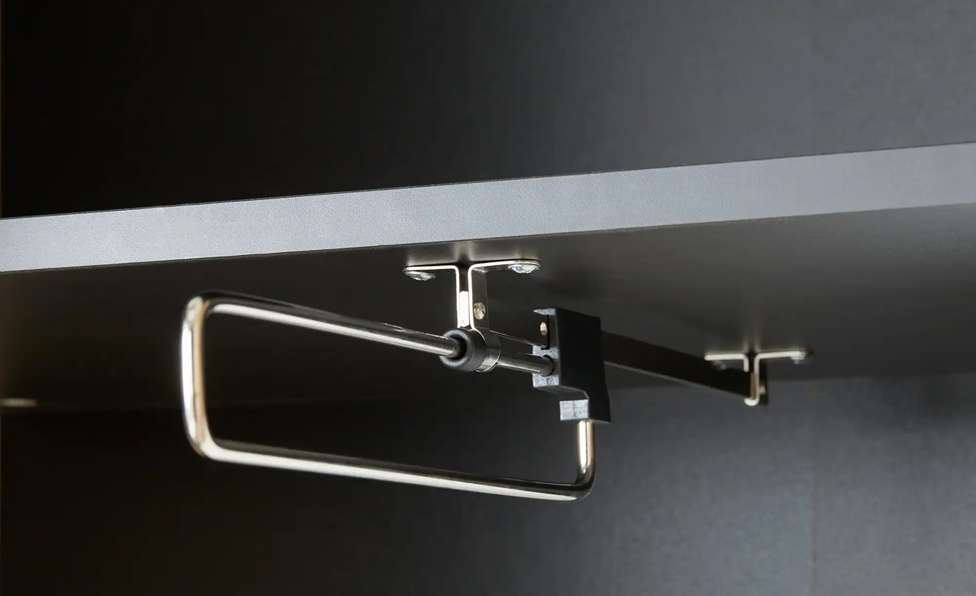 Dielenschrank