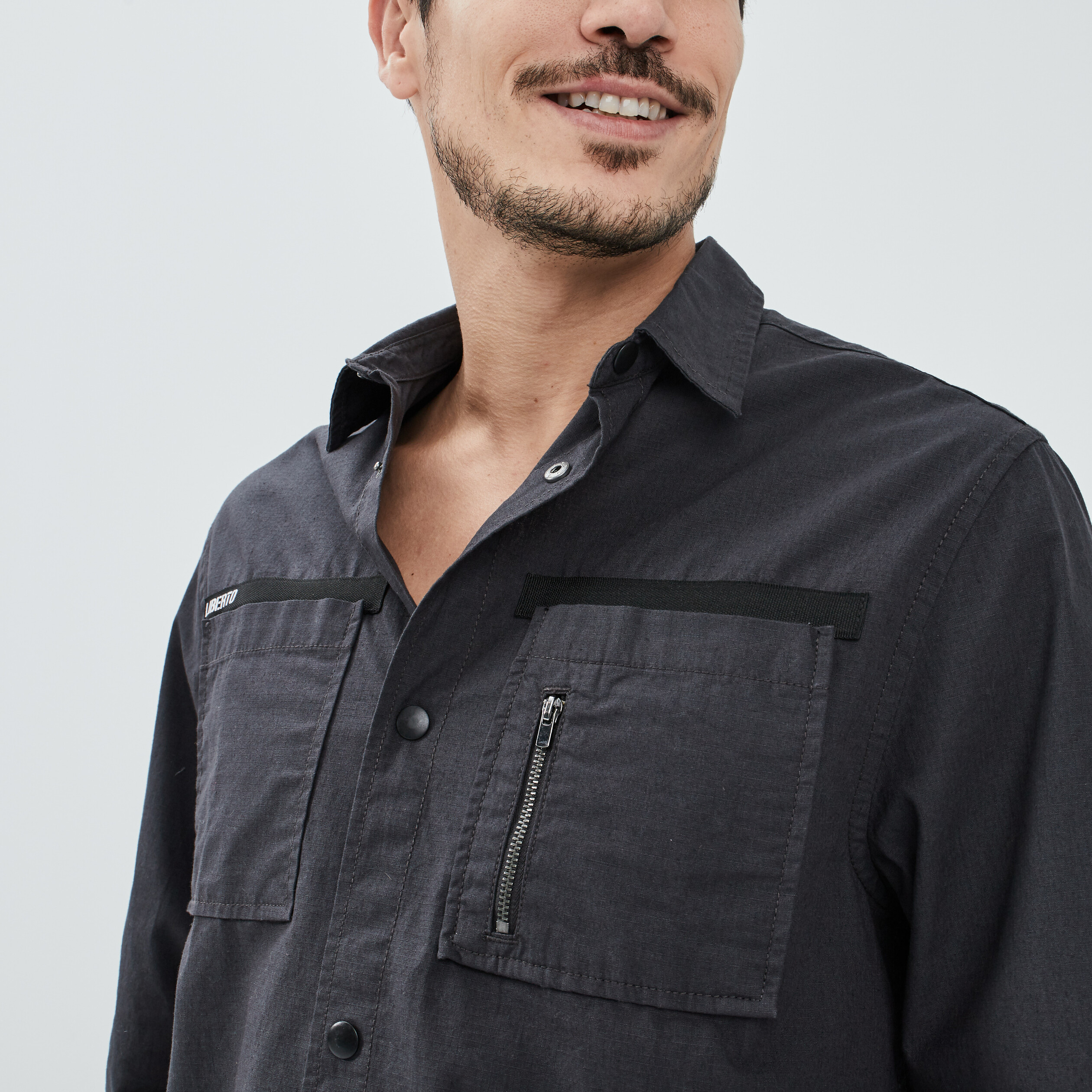 Chemise manches longues détail zippé gris foncé homme | La Halle