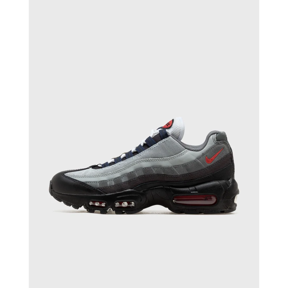 Nike Air Max 95 DM0011-007 / schwarz