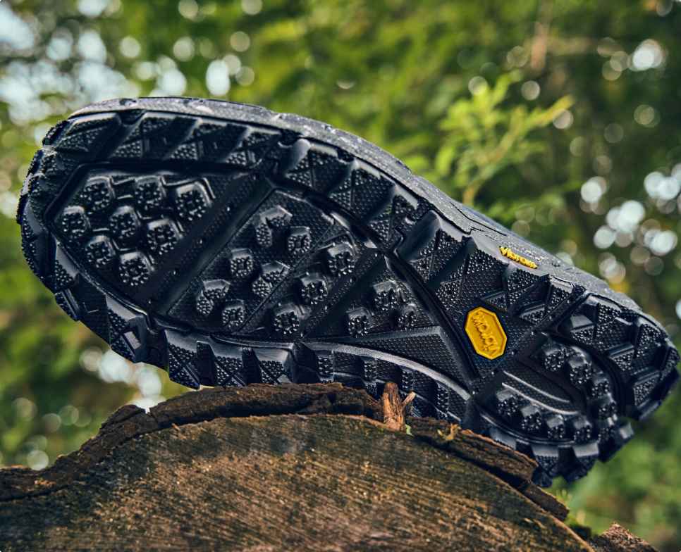 Tor Summit Black/Black