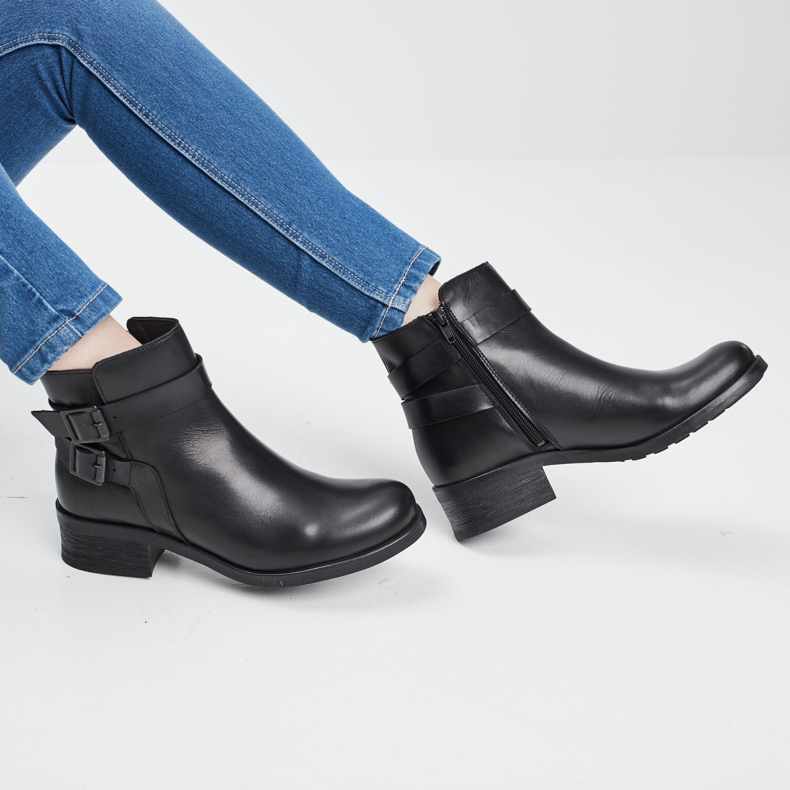 Bottines en cuir noir femme | La Halle