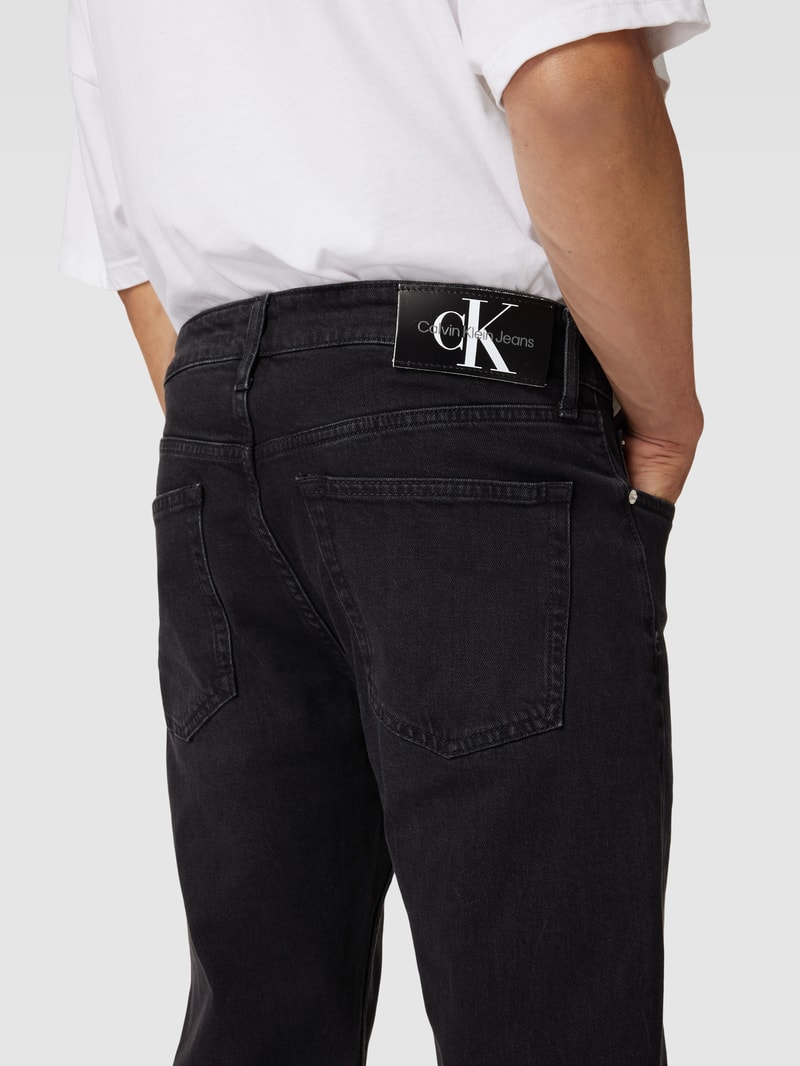 Slim Fit Jeans mit Label-Details in black
