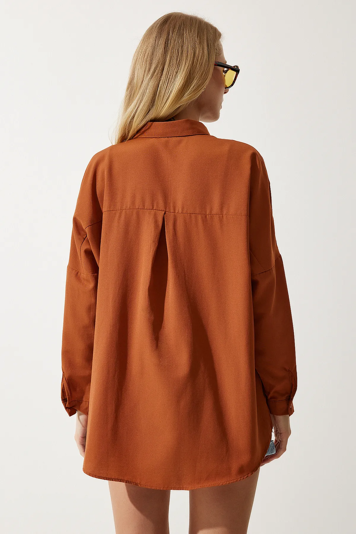 Happiness İstanbul  Damen Oversized Long Basic Shirt Zimt DD00842