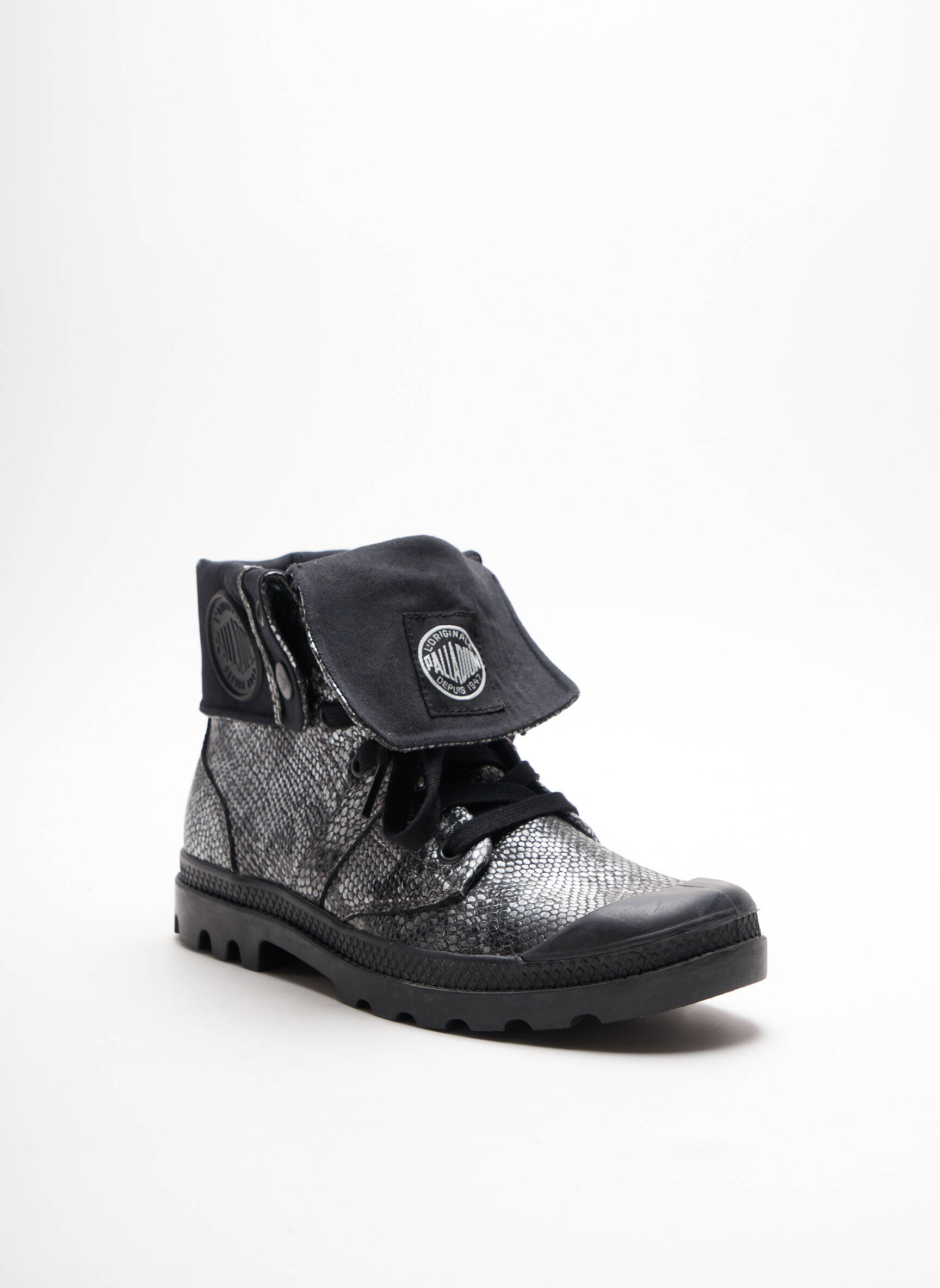 Palladium Baskets Femme couleur gris