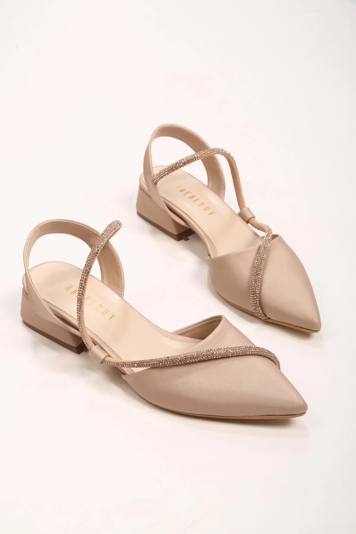Shoeberry  Tue Ten Satin Stone-Schuhe mit Absatz für Damen