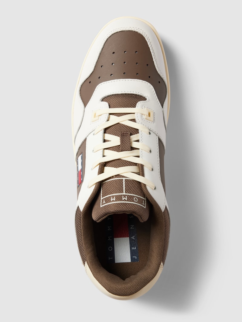 Sneaker mit Label-Details Modell 'BASKET' in mittelbraun