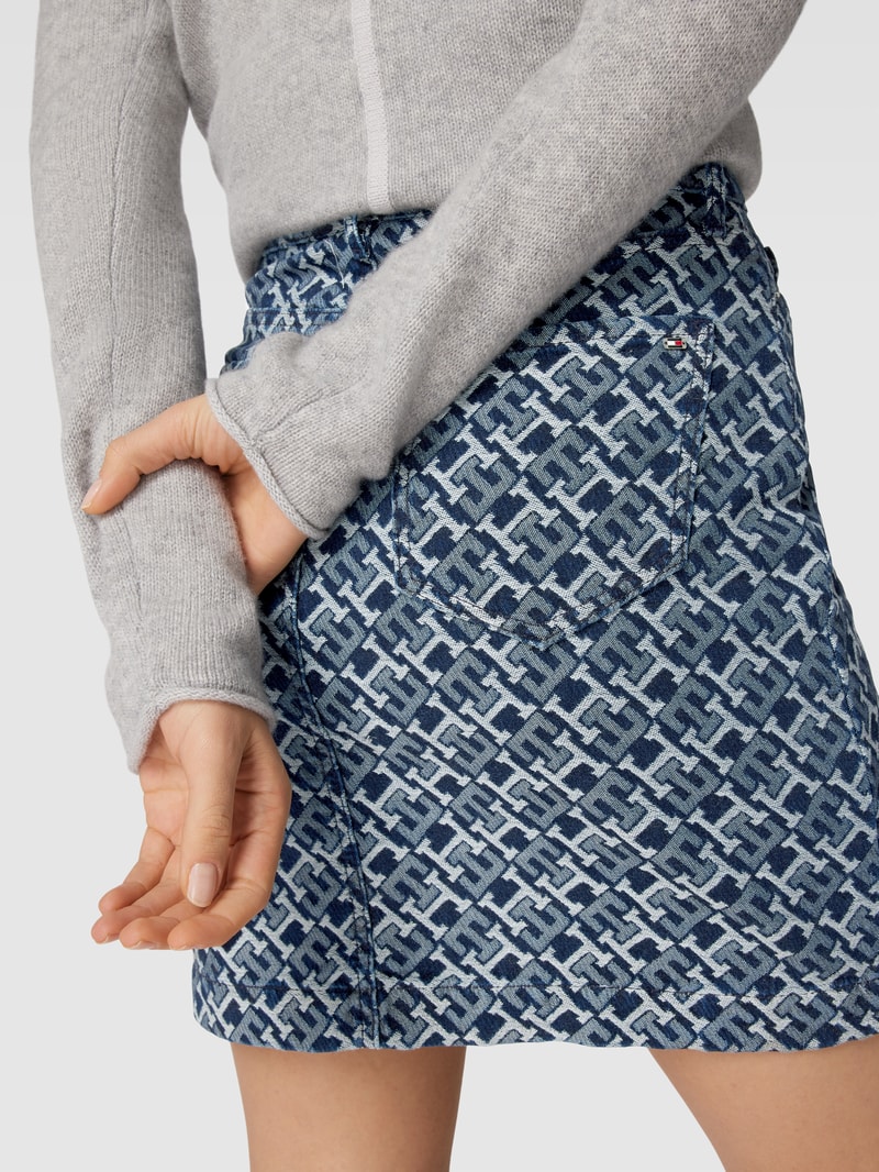 Minirock mit Allover-Muster in jeans
