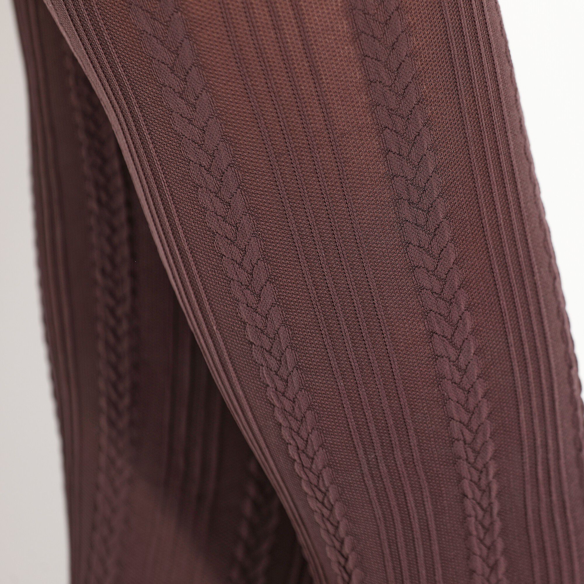 Collants opaques effet tresses reliefées