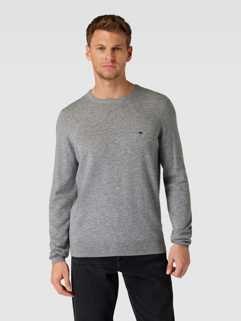 Strickpullover mit Rundhalsausschnitt in silber