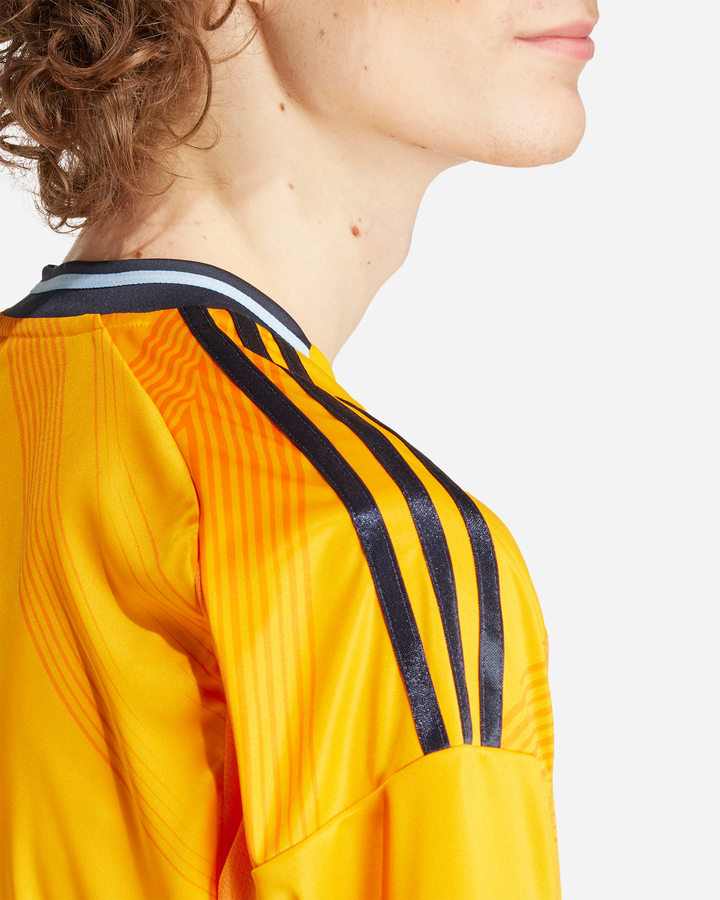 Oficiálny futbalový dres Adidas Real Madrid Away 24-25 M IU5013