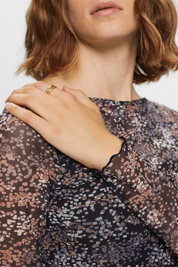 Plissiertes Mesh-Kleid mit Muster