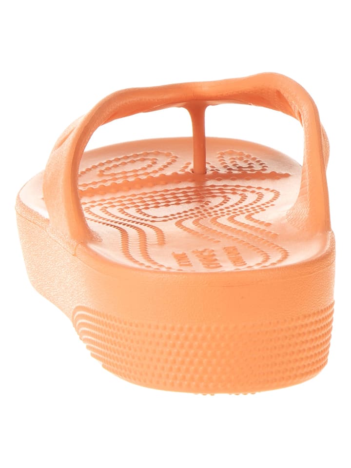 Crocs Zehentrenner in Orange günstig kaufen