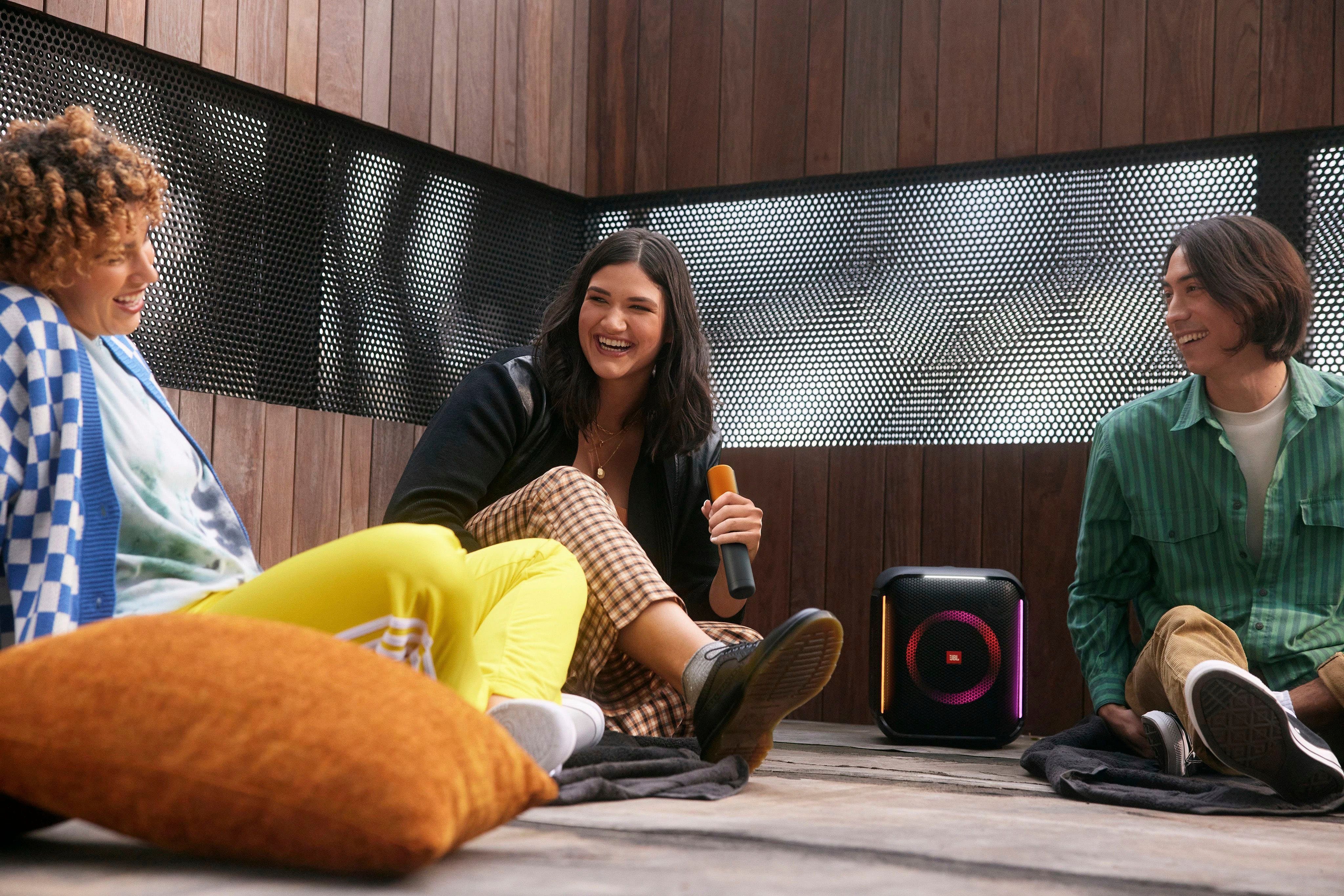 JBL PartyBox ENCORE mit Mikro Party-Lautsprecher (100 W)