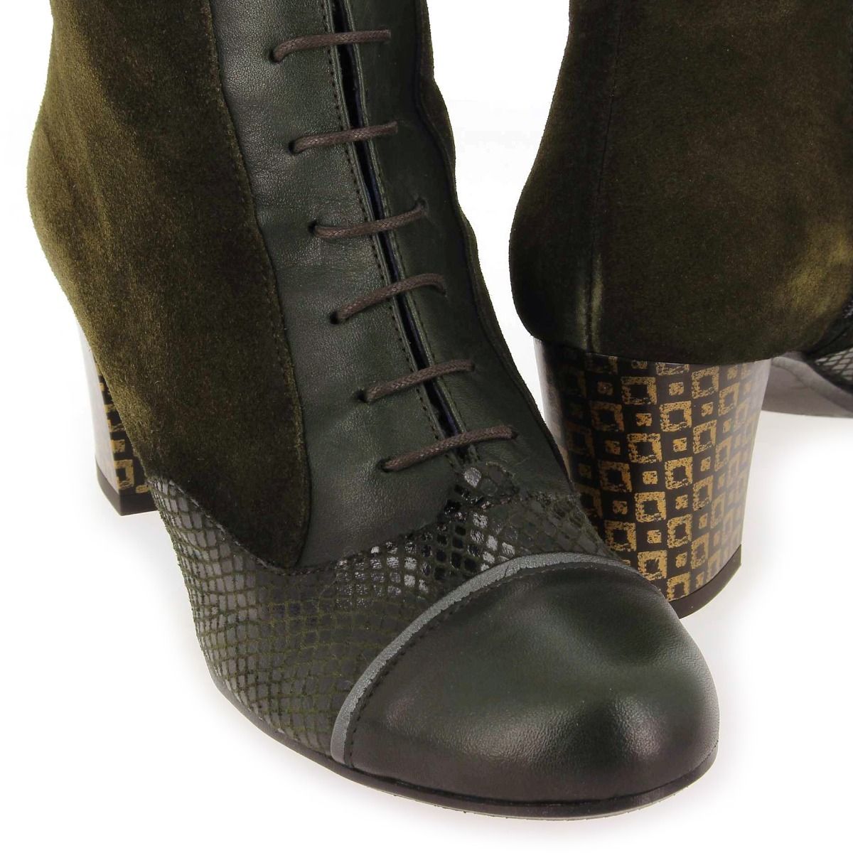 Dorking  RODIN 8922 - kaki