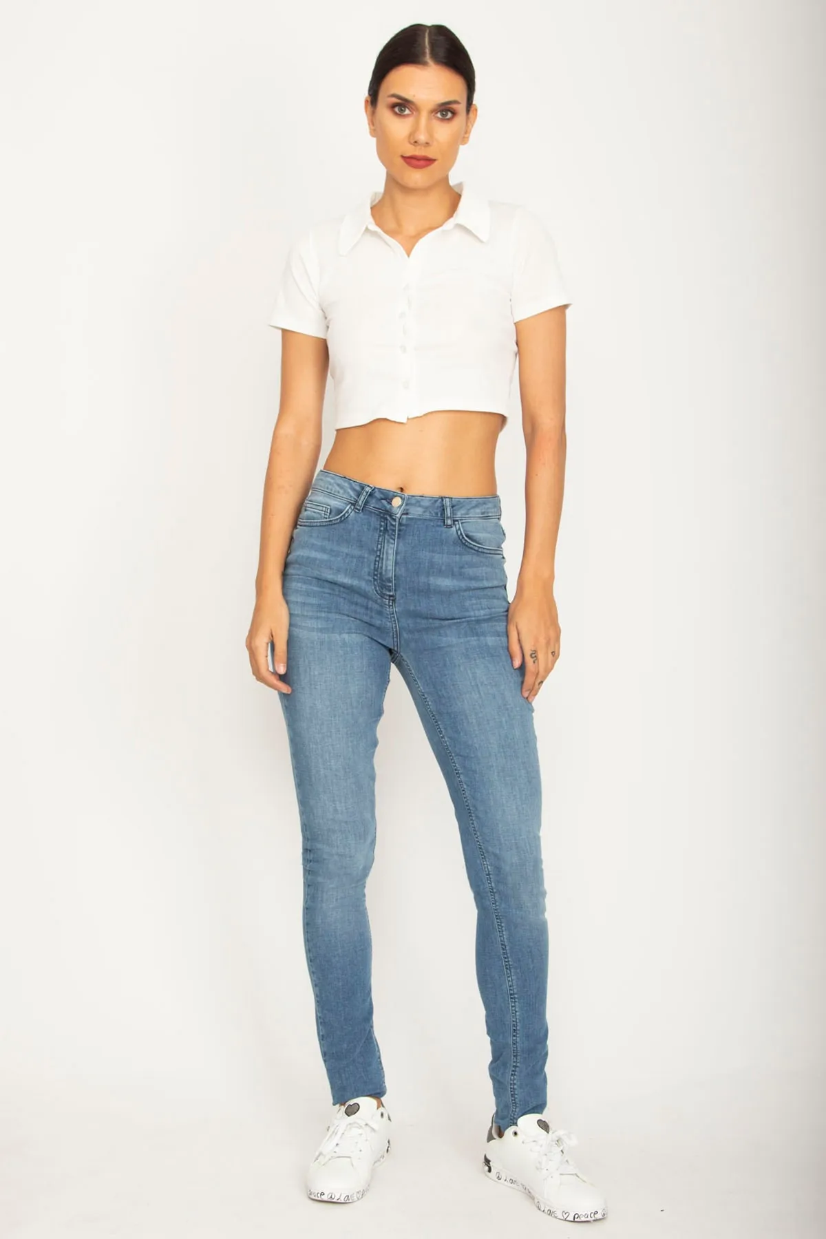 Şans Tekstil  5-Pocket-Jeanshose für Damen in blauer Waschung mit detaillierten Details 85n6302