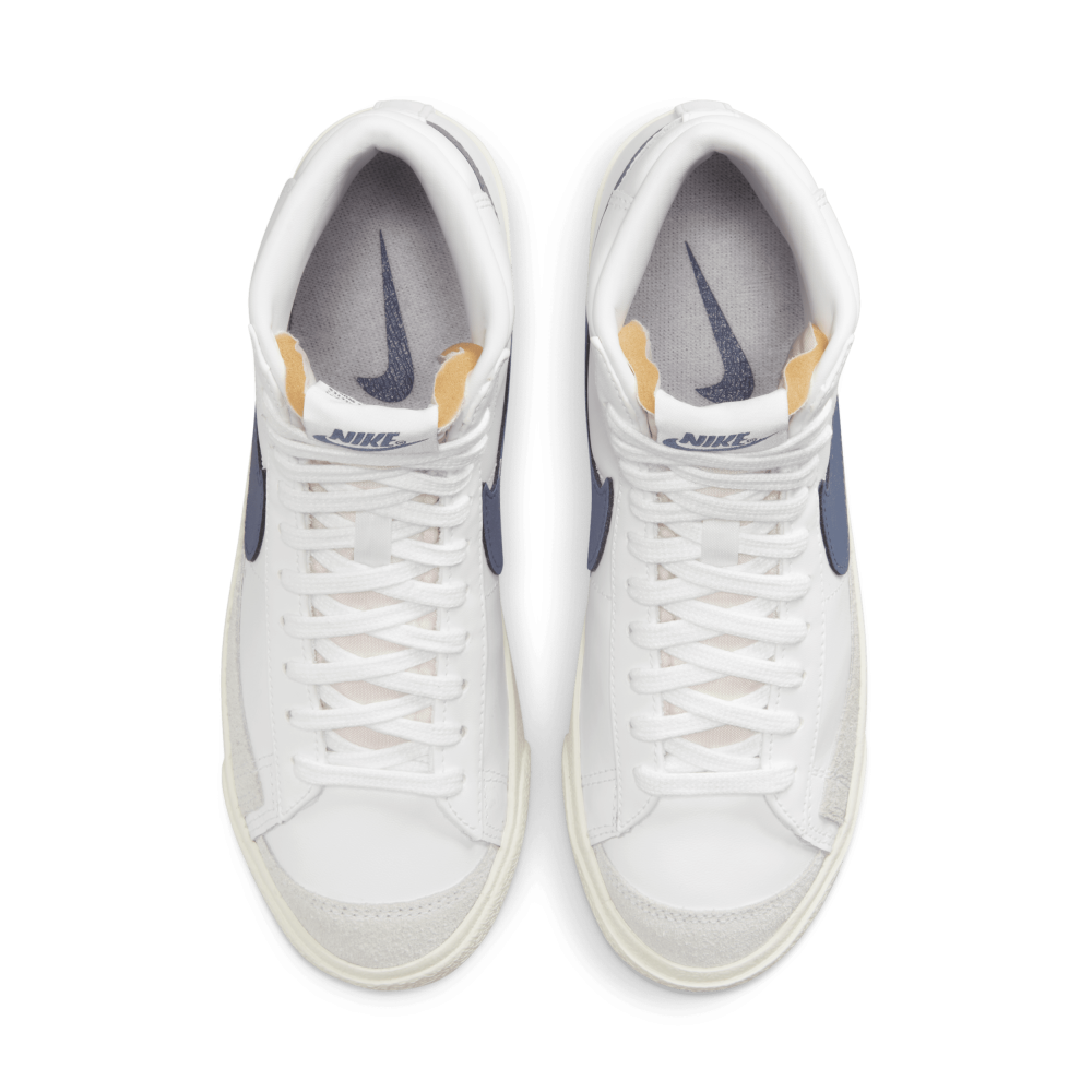 Nike Blazer Mid 77 CZ1055-125 / weiss