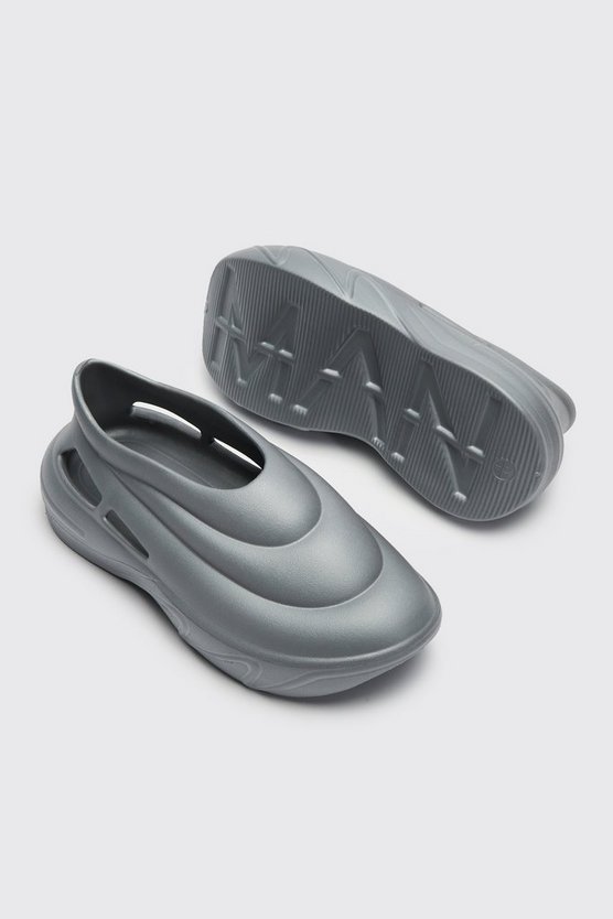 Geformte Laufschuhe