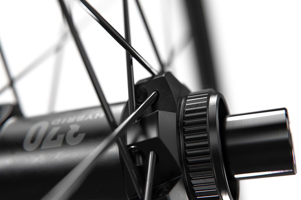 DT Swiss HU 1900 Spline® 29