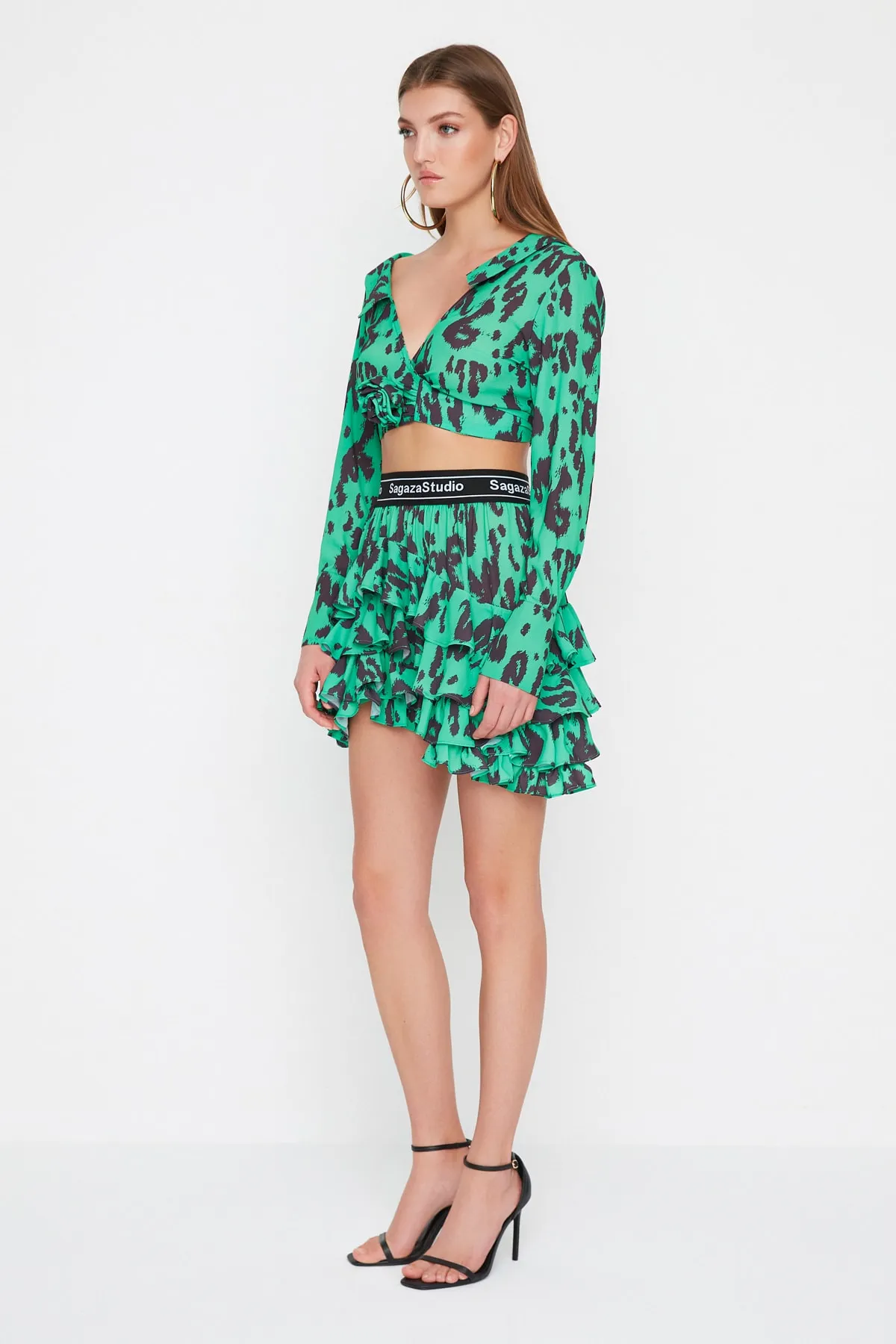 Trendyol Collection  X Sagaza Studio Grüner Chiffonrock mit Leopardenmuster TPRSS22ET00003