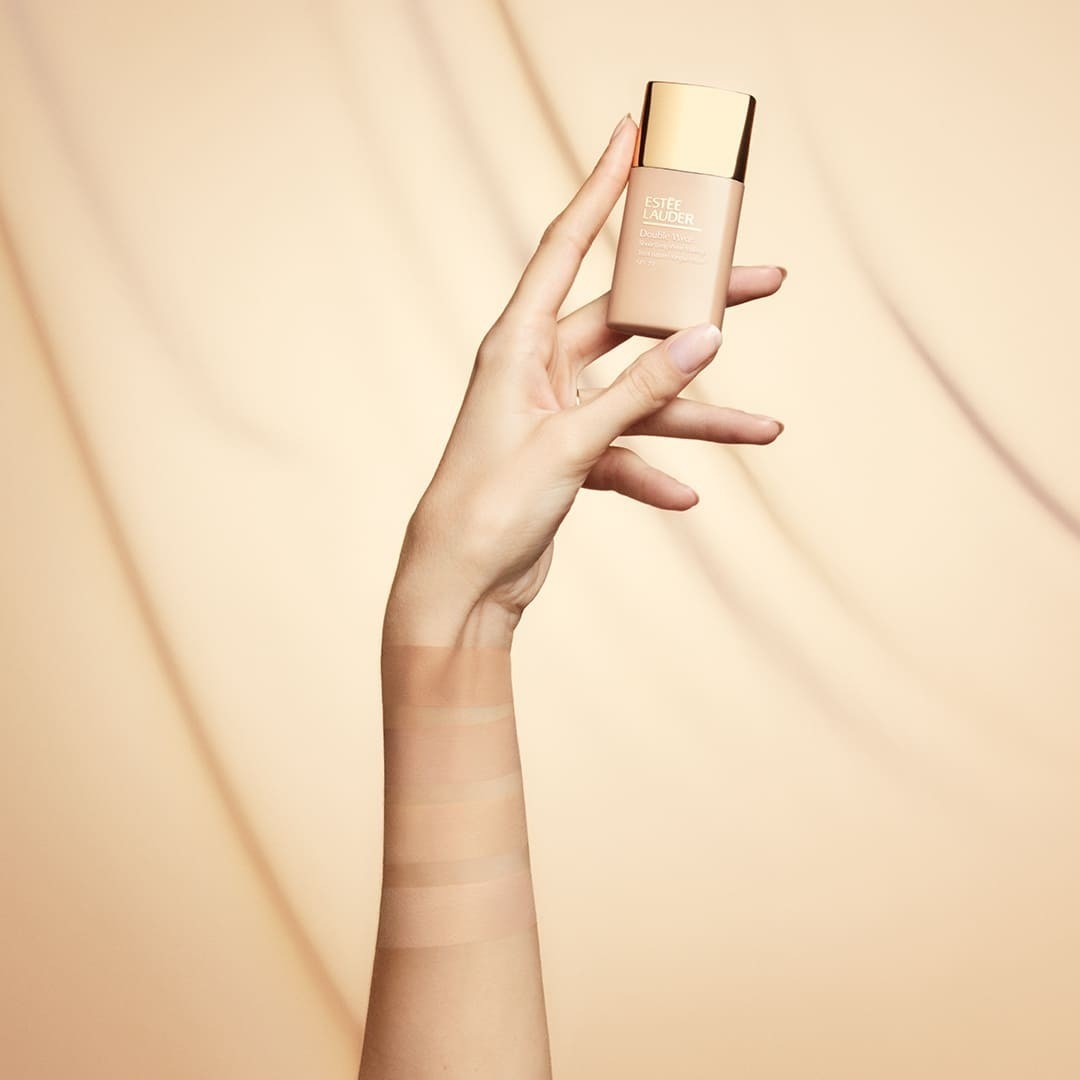 Estée Lauder Natural Long-Lasting Foundation SPF 20