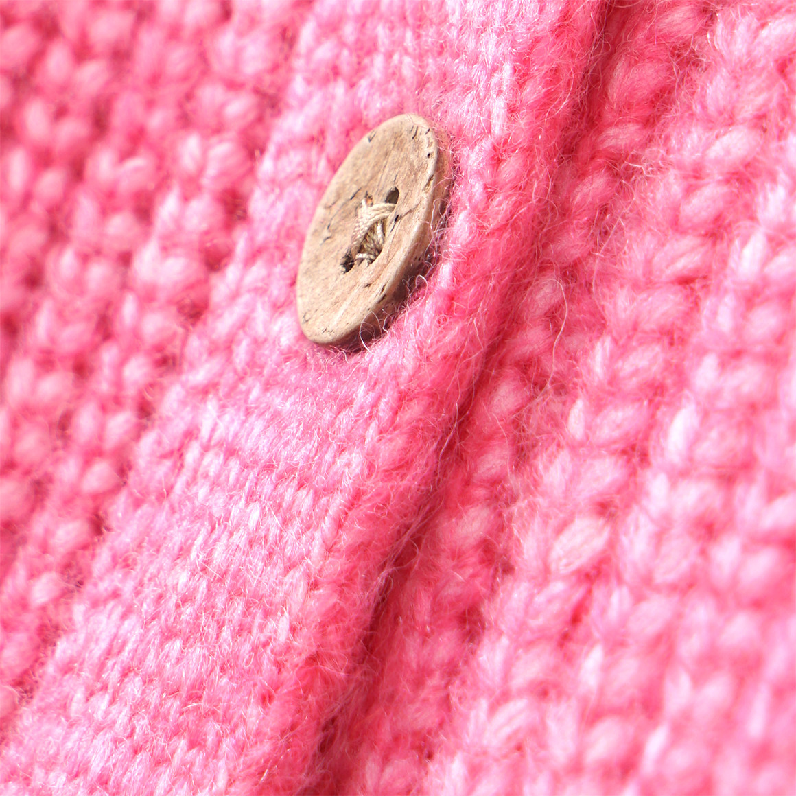 Baby Strickjacke mit Blockstreifen