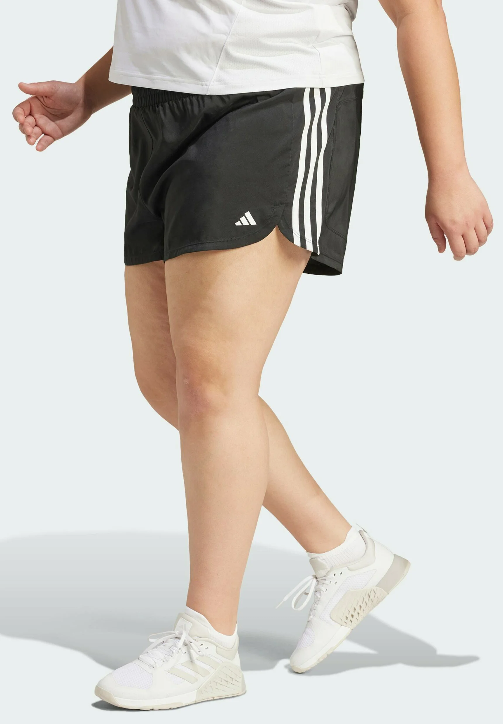 adidas Performance PACER 3-STRIPES WOVEN HIGH-RISE TALLA GRANDE - Pantalones cortos deportivos