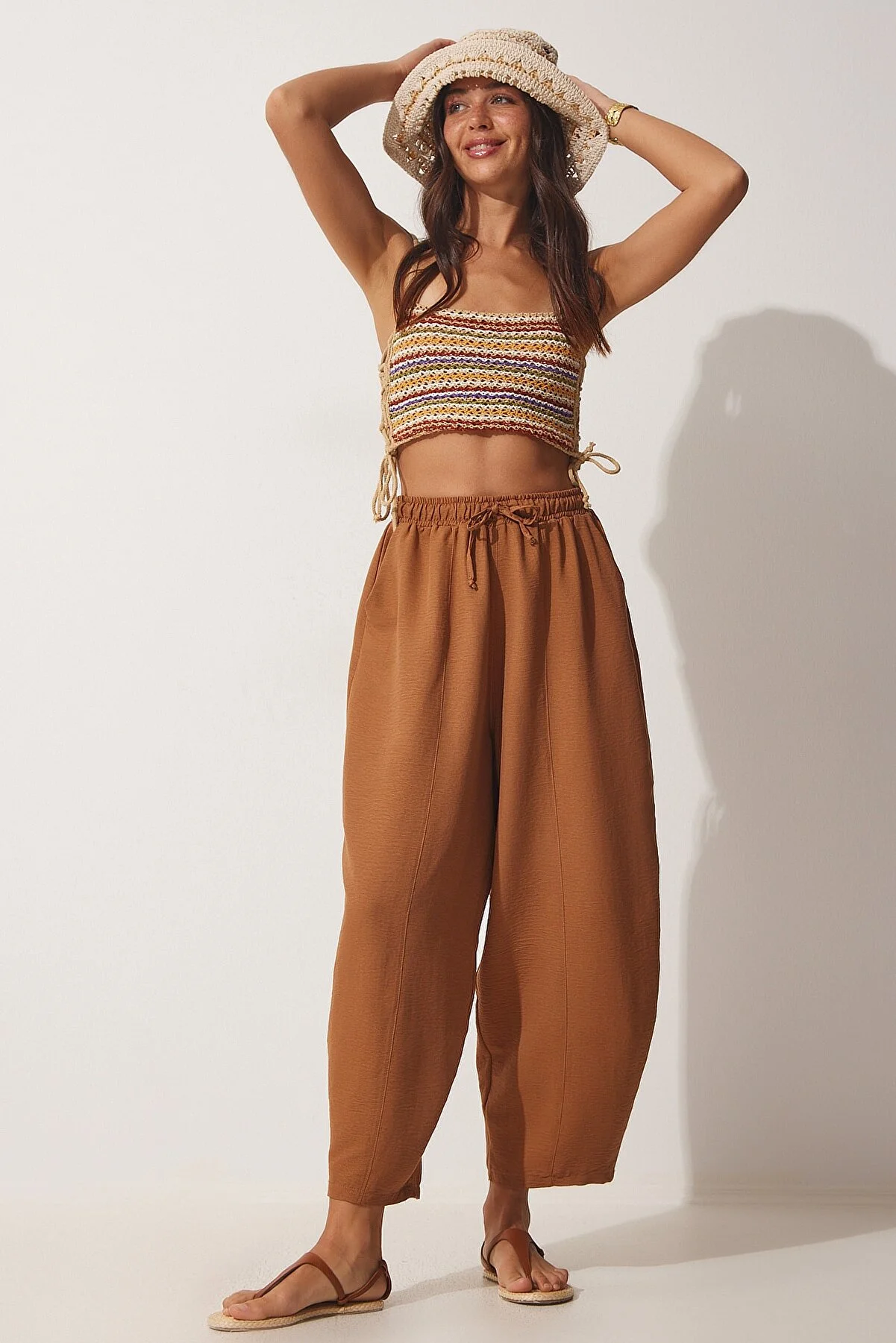 Happiness İstanbul  Damen-Shalwar-Hose aus Leinen-Viskose mit Taschen in Kamelfarben CV00001