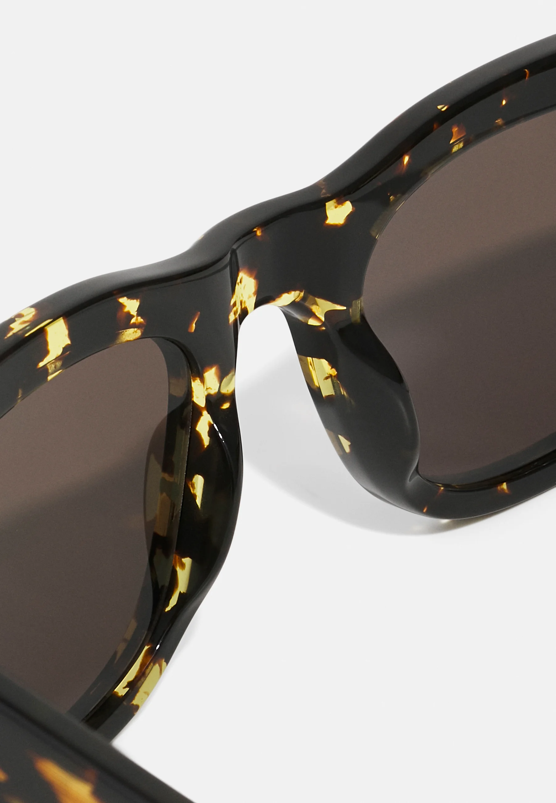 Han Kjøbenhavn NATIONAL UNISEX - Gafas de sol
