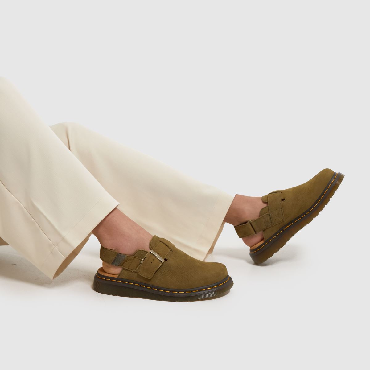 Dr Martens – Jorge II – Khakifärgade mulesandaler