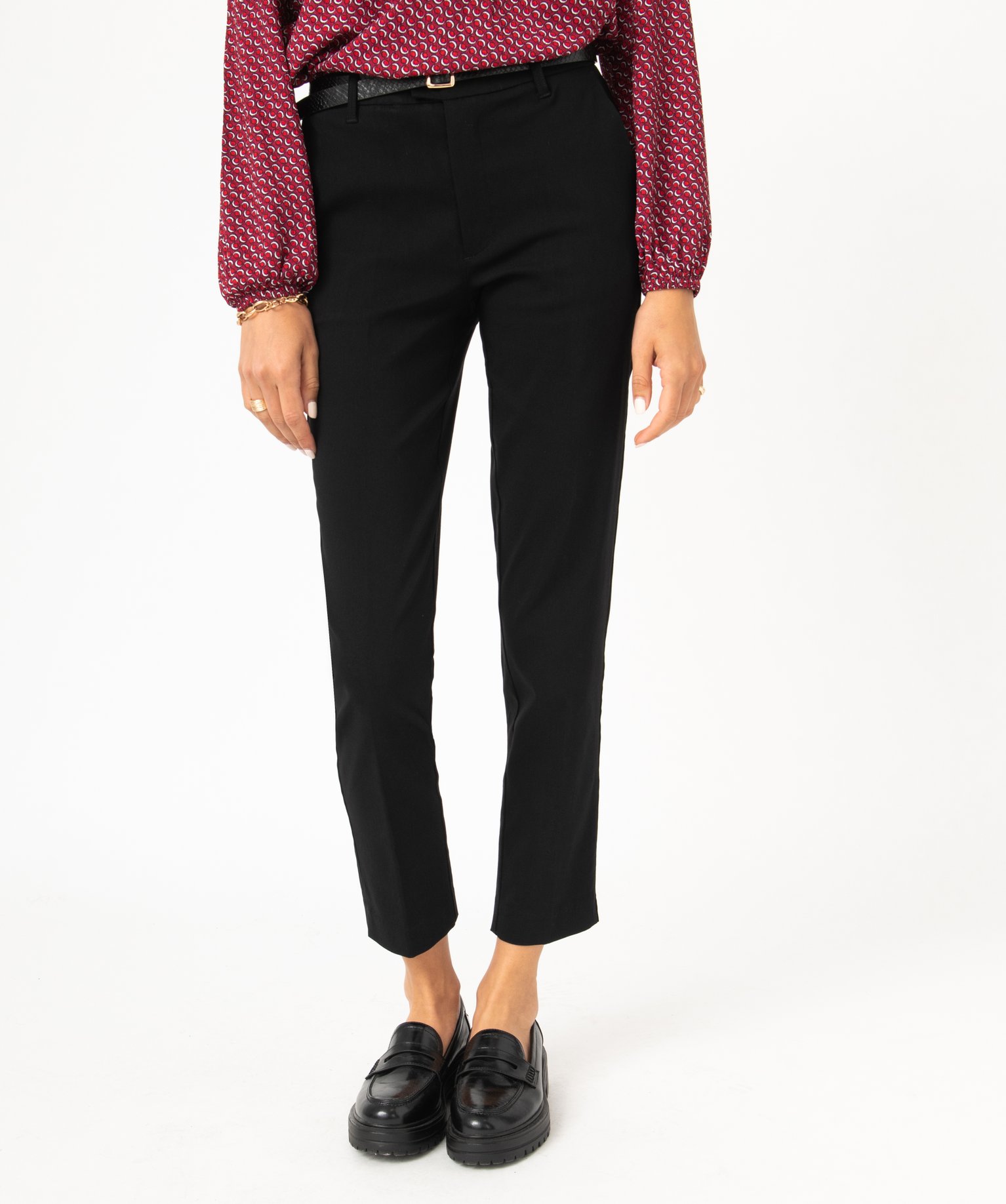 Pantalon en toile extensible coupe slim femme avec ceinture noir | GEMO